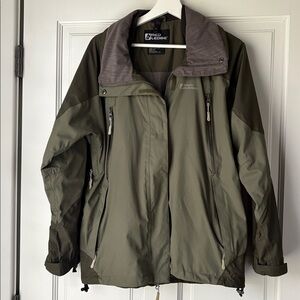 Red Ledge Outdoor Men's Olive Green Jacket medium